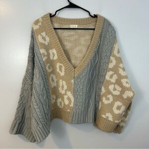 POL Leapard Print/Color Block Cable Knit Deep V-neck Oversized Sweater Size M